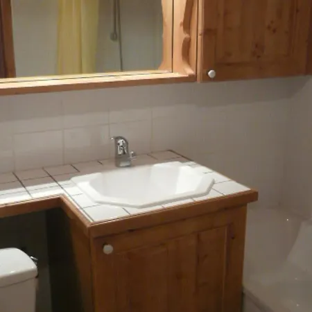 Duplex Confortable 3 Pieces 6 Pers Avec Balcon Proche Pistes Et Commerces A Meribel Village - Fr-1-411-160 * Les Allues