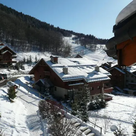 Duplex Confortable 3 Pieces 6 Pers Avec Balcon Proche Pistes Et Commerces A Meribel Village - Fr-1-411-160 Apartment